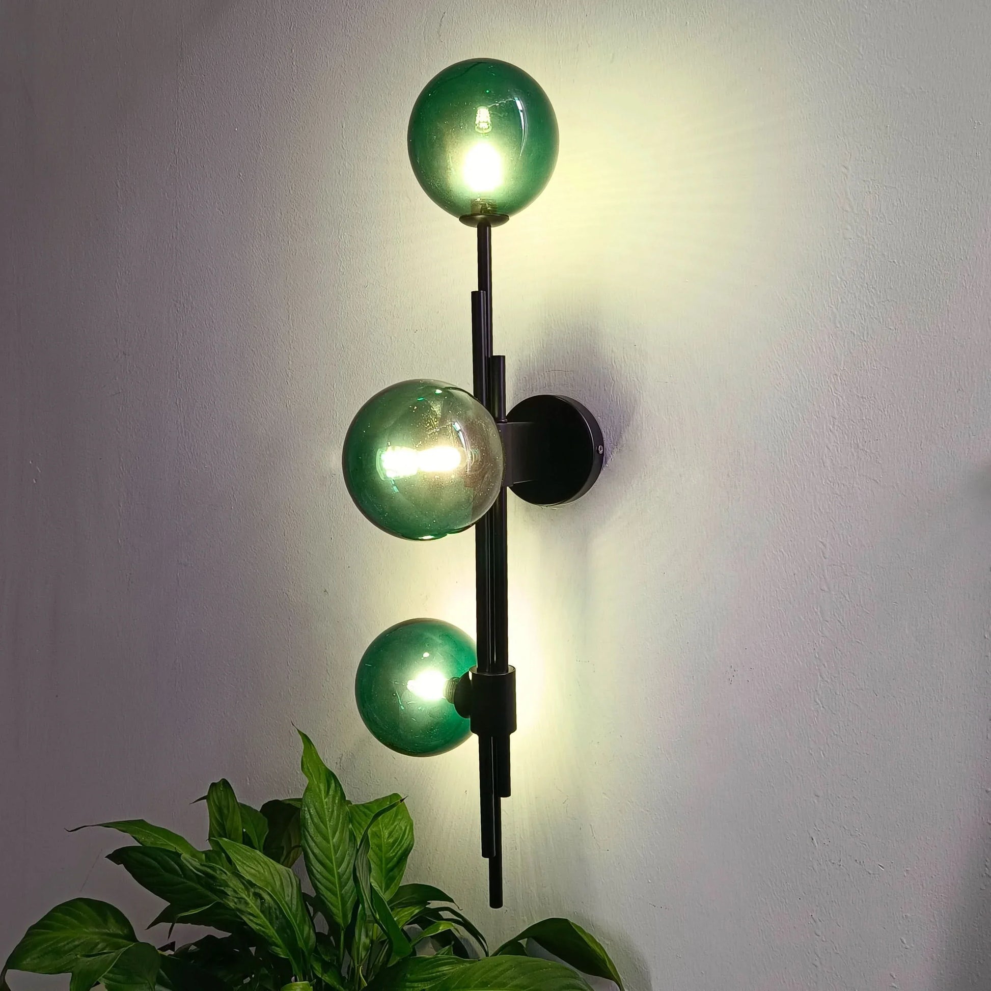 Moderne wandlamp glazen bol verstelbaar design – Luxalight