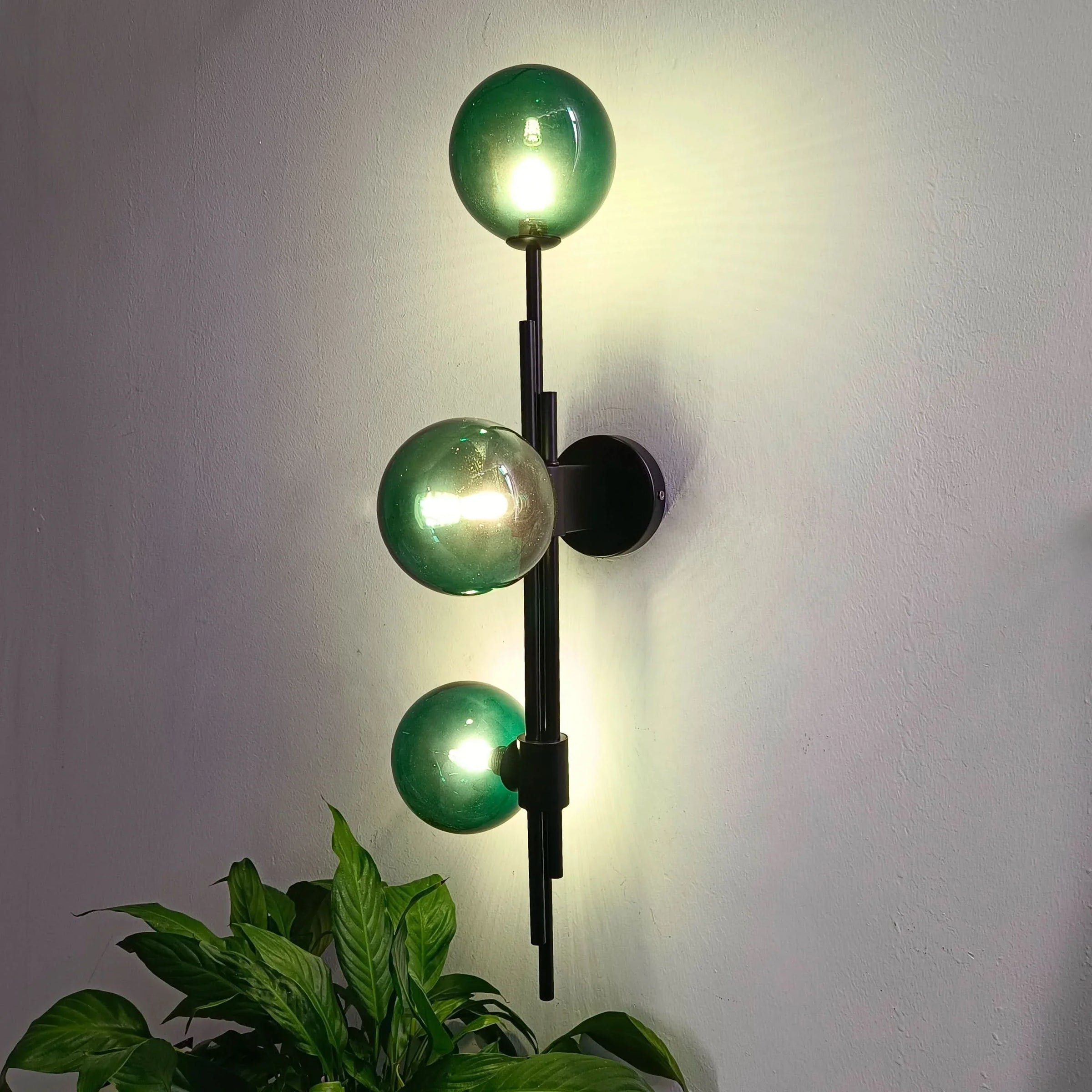 Moderne wandlamp glazen bol verstelbaar design – Luxalight