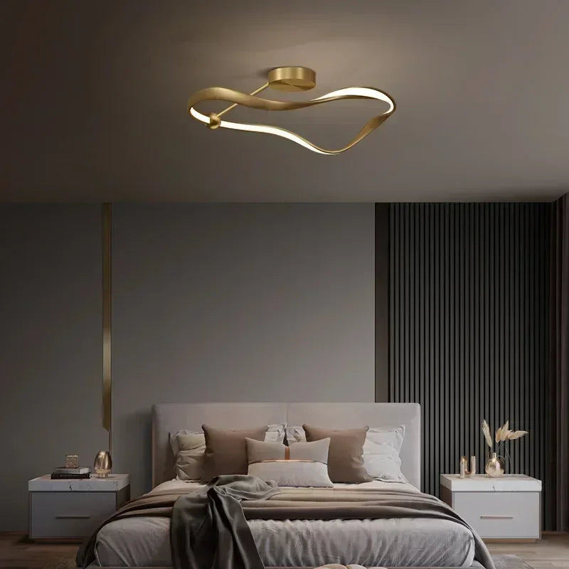 Gouden LED Kroonluchter voor Woonkamers en Slaapkamers – Aurélior