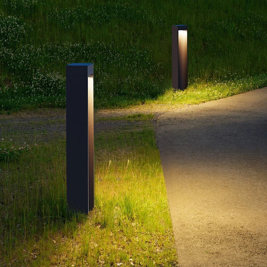 Lampadaire Élégante à LED pour Cheminement Extérieur – Vesperine