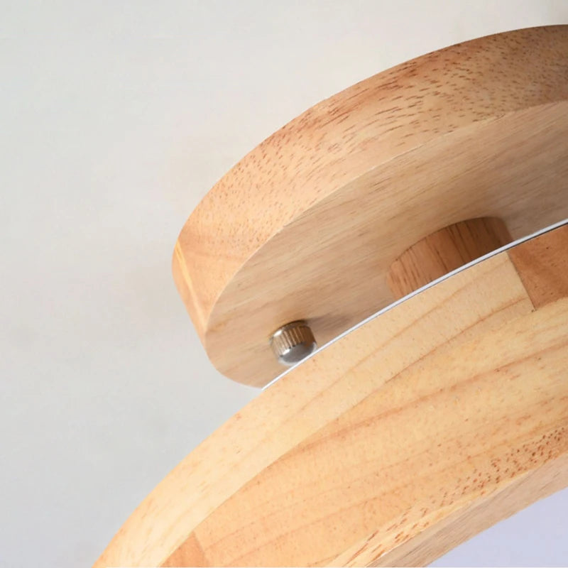 Noordse houten plafondlamp voor gang – Arborise