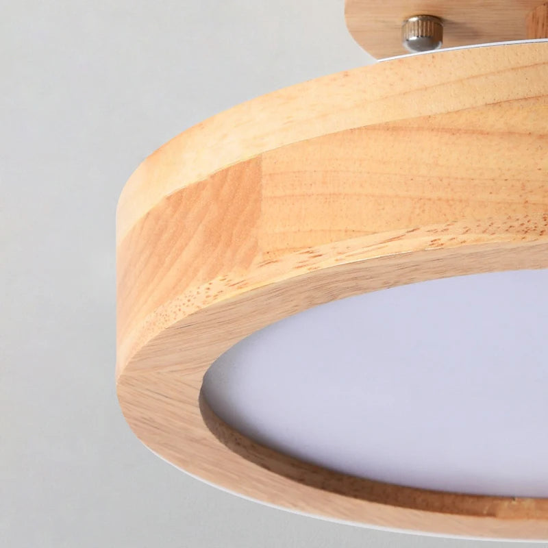 Noordse houten plafondlamp voor gang – Arborise