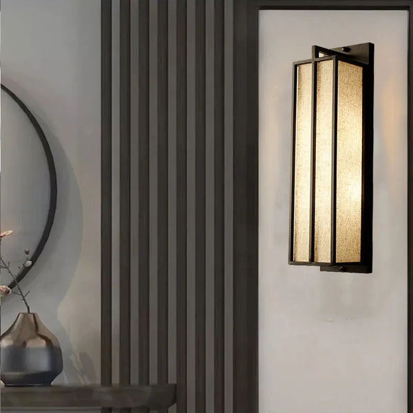 Applique murale en fer et lin style chinois pour chambre – Lumisan