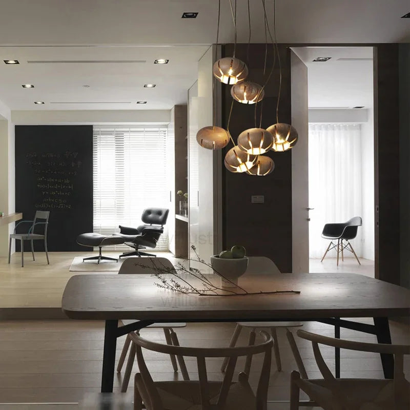 Hanglamp in Bloemrijke Houtafwerking voor Elegante Ruimtes – Orvaline
