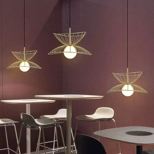 تعليقة معدنية مطلية LED بتصميم بسيط – فابولوس