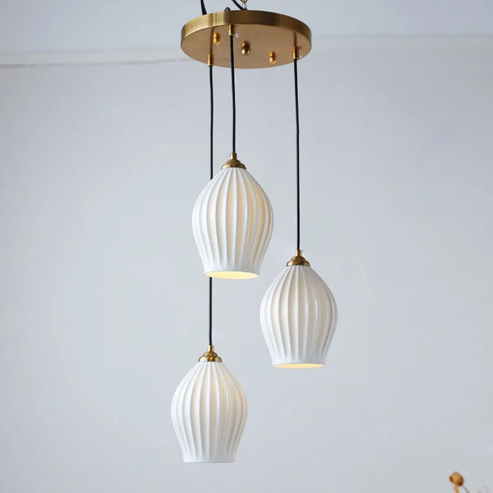 Suspension en céramique nervurée pour salle à manger – Estellion