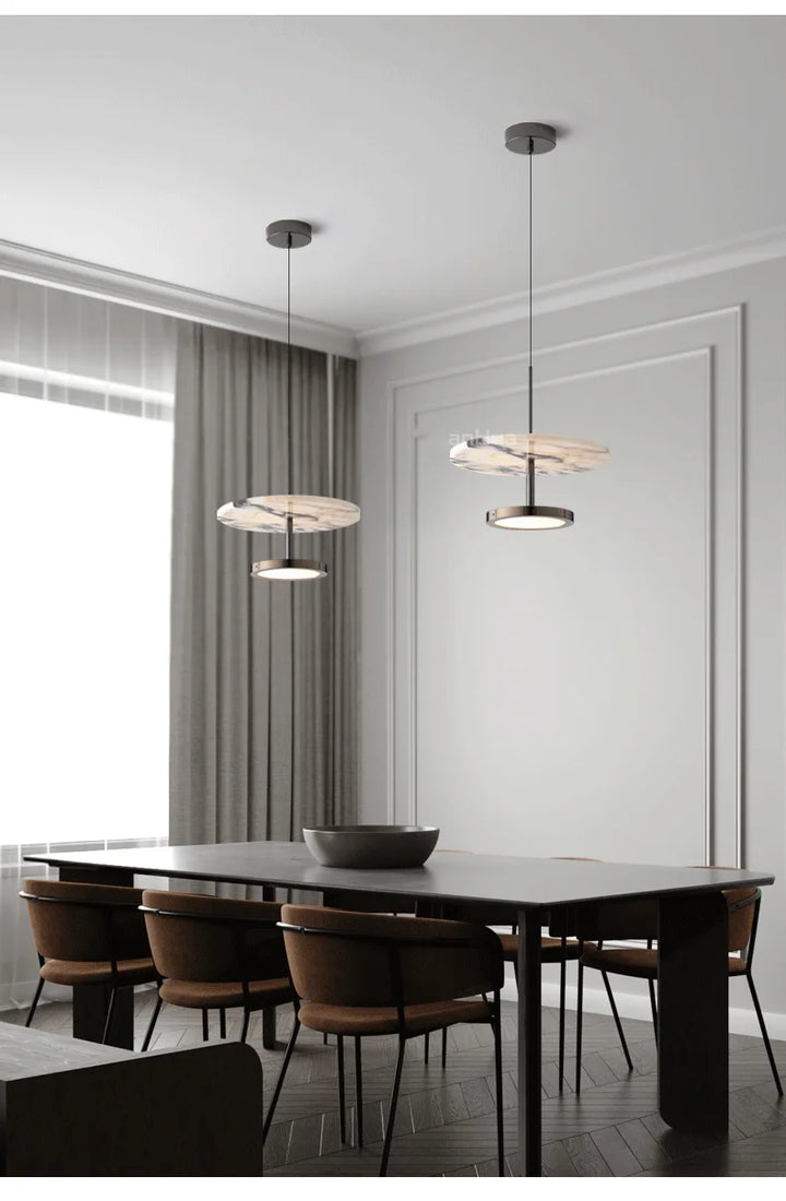 Suspension en pierre naturelle noire pour chambre – Noctura