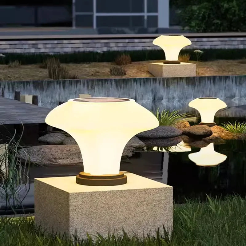 Lampe solaire extérieure moderne en acier inoxydable – Solaris