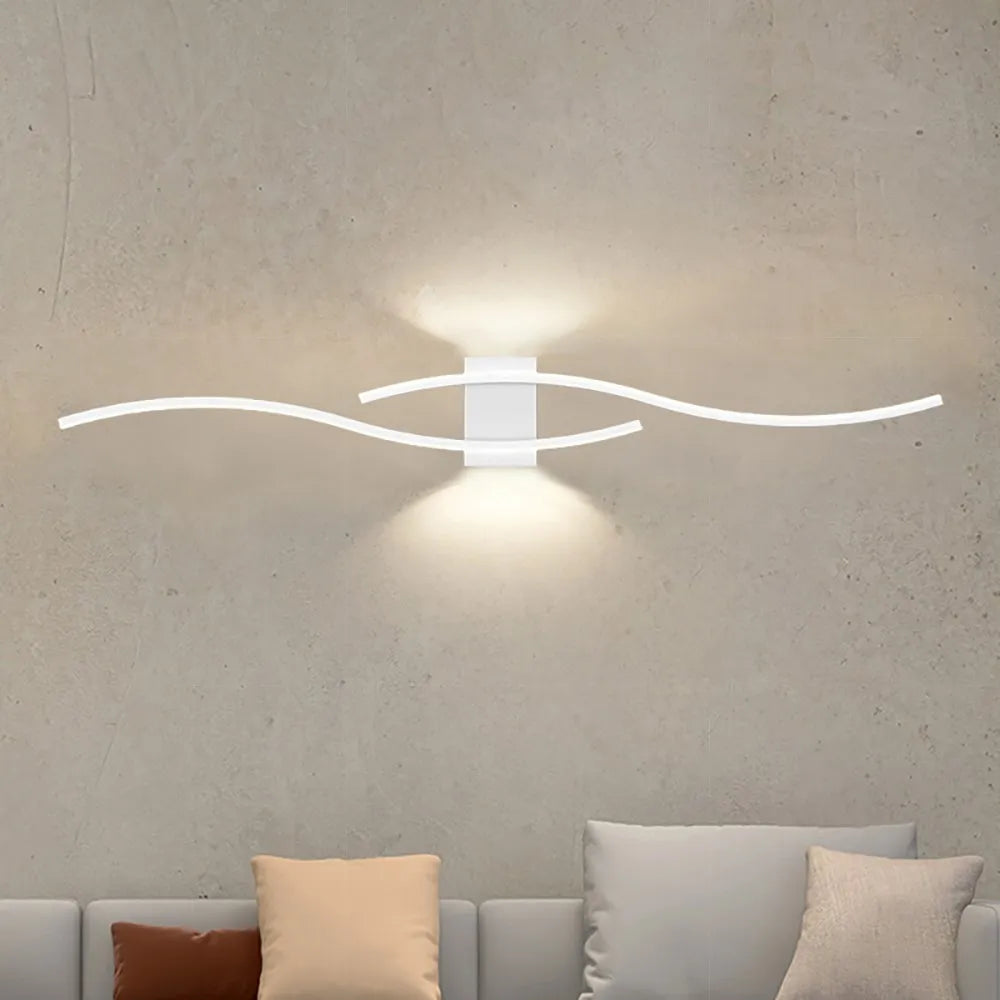 Applique murale Wave design ondulé avec diffuseur acrylique blanc et structure fer laqué - vue 18