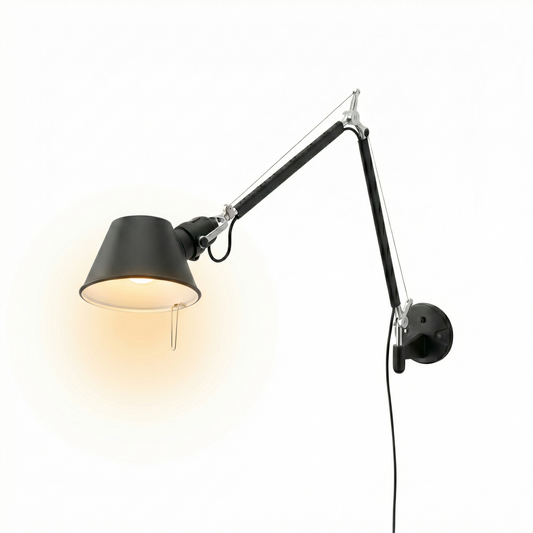 Verstelbare zwarte aluminium wandlamp – Sveltiö - Lumière