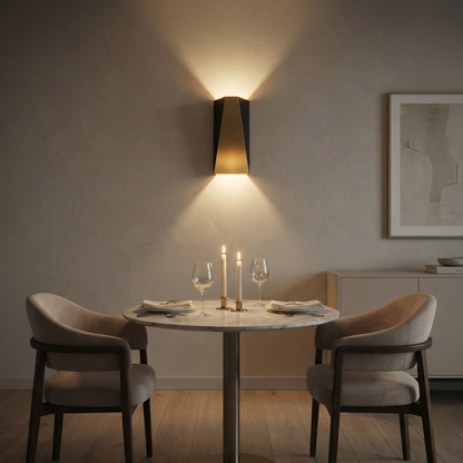 Luminar Wall Light Detail View | Luxarmonie