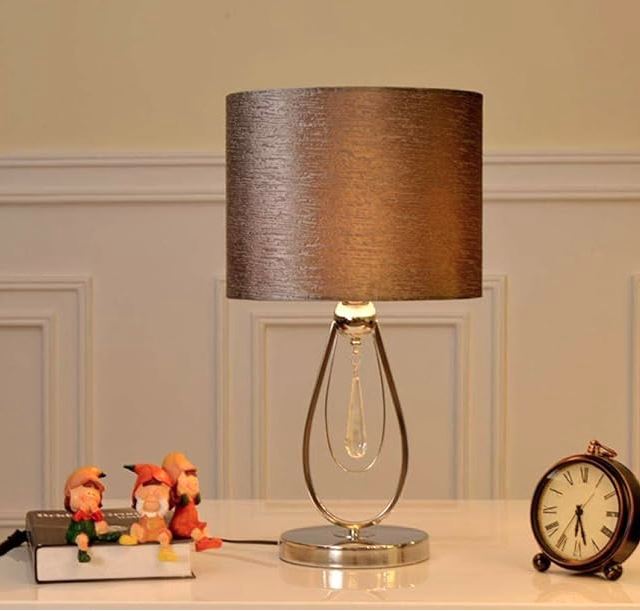 Kristallen en Fluwelen Tafellamp voor Slaapkamer – Crysteline