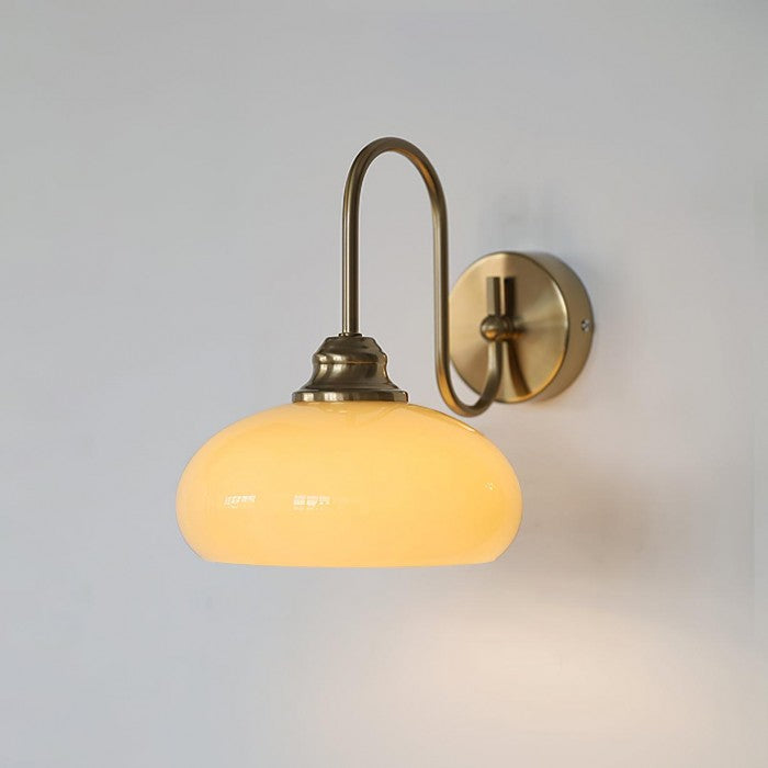 Minimalist wall sconce Eléganza in textured glass and polished metal – view 38