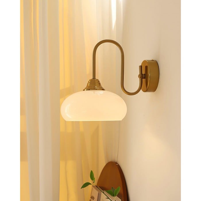 Minimalist wall sconce Eléganza in textured glass and polished metal – view 28