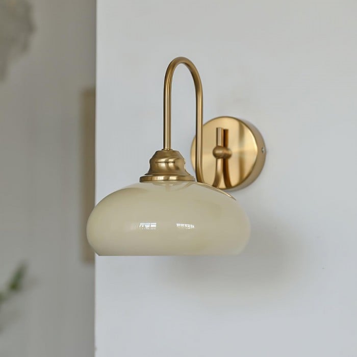 Minimalist wall sconce Eléganza in textured glass and polished metal – view 35